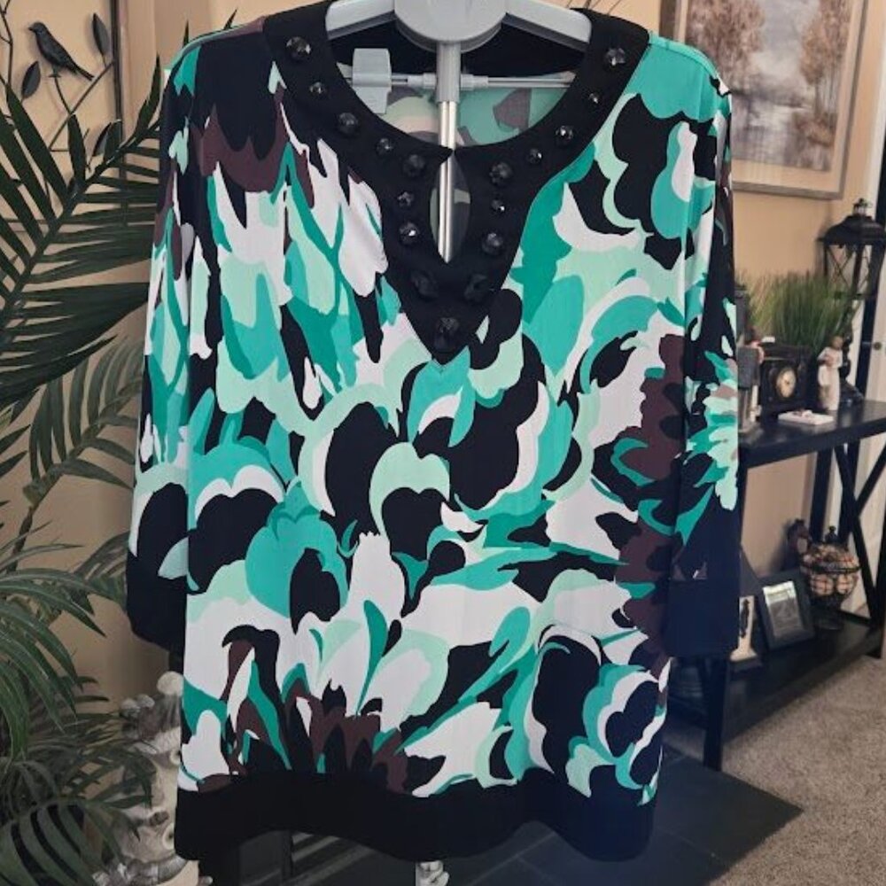 NWT Scott Taylor sz 2X embellished patterned top